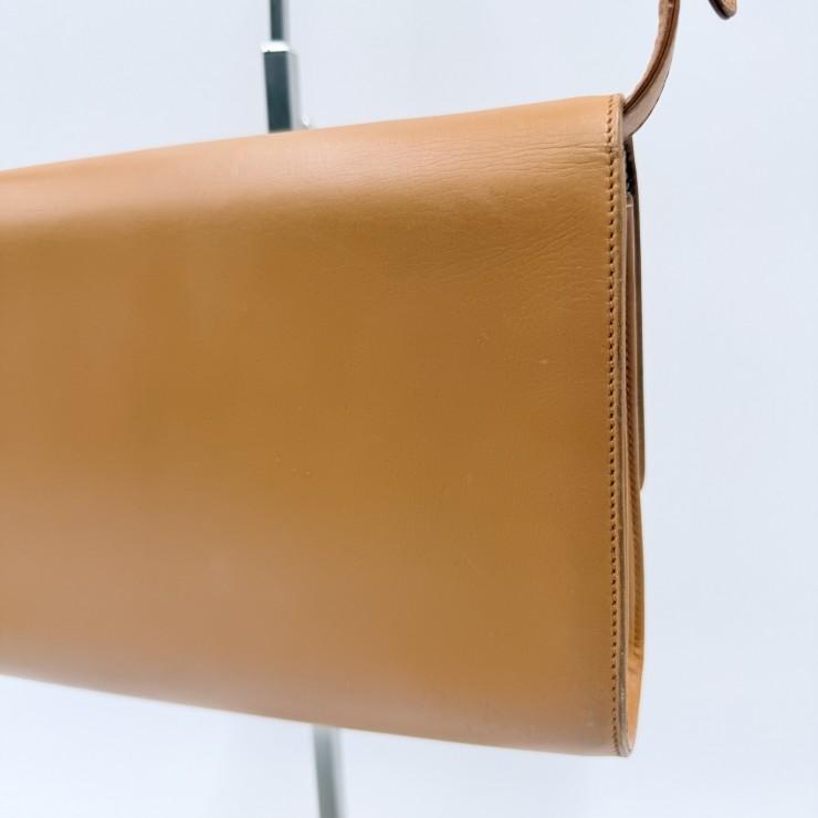 【5ac2093】セリーヌ ショルダーバッグ 馬車金具 レザー ライトブラウン ゴールド金具【中古】レディース CELINE（セリーヌ） 馬車金具 ヴィンテージ レザー ショルダーバッグ
