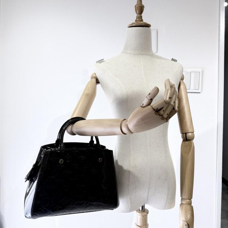 LOUIS VUITTON（ルイヴィトン）ヴェルニ モンテーニュBB ハンドバッグ 