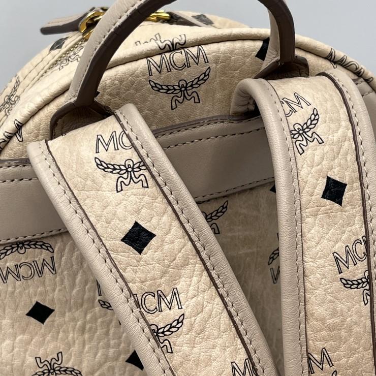 MCM（エムシーエム） Stark ヴィンテージ スタッズ バックパック