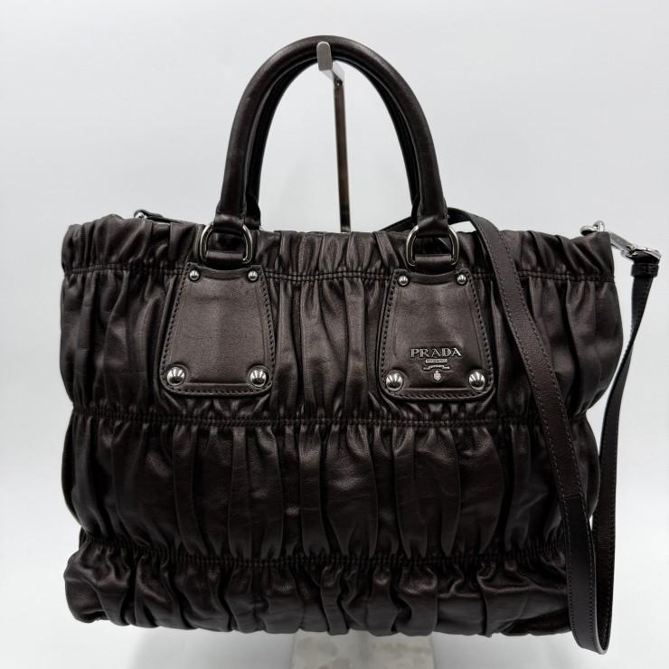 美品 プラダ PRADA レザー ギャザー ハンドバッグ ショルダーバック PRADA（プラダ） ギャザー レザー 2WAY ハンドバッグ ショルダーバッグ