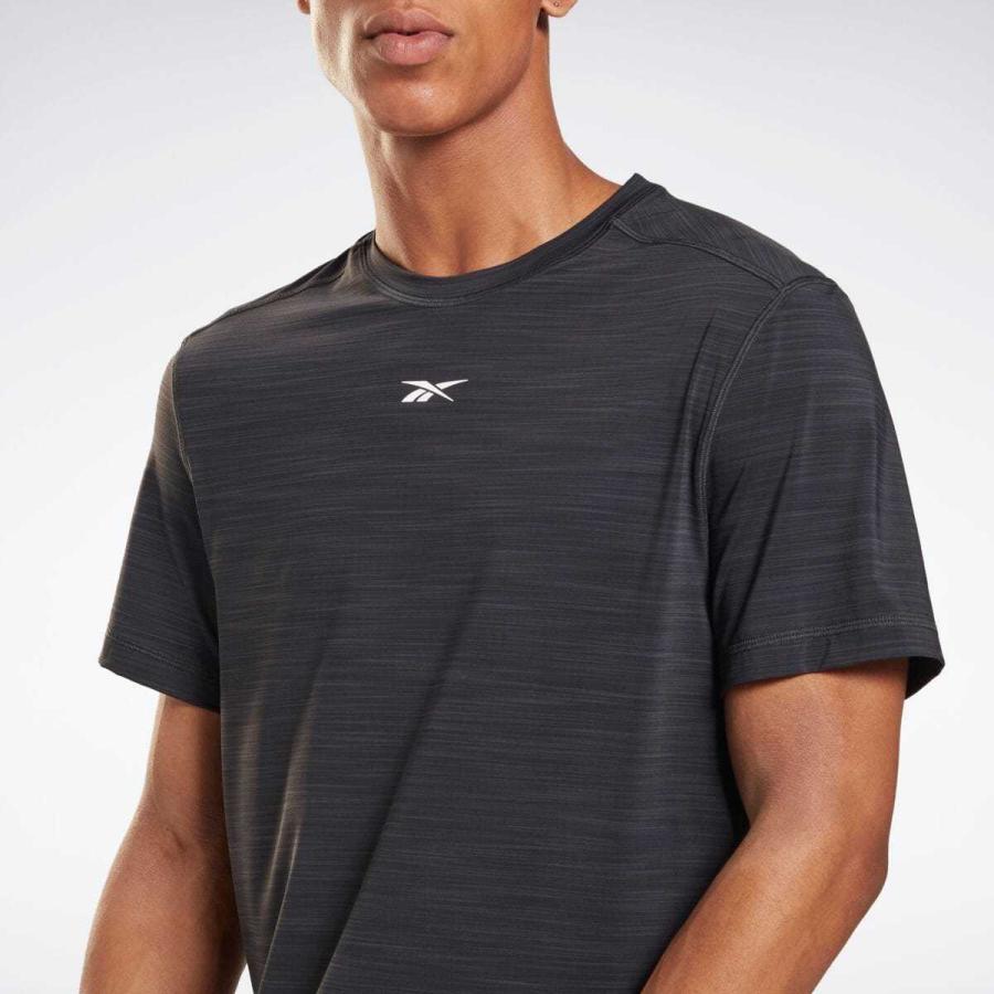 アウトレット価格 返品可 リーボック公式 半袖Tシャツ Reebok 【2021秋冬】レズミルズ ボディパンプ アクティブチル Tシャツ / Les Mills BodyPump Activchill…|Reebok Shop |04