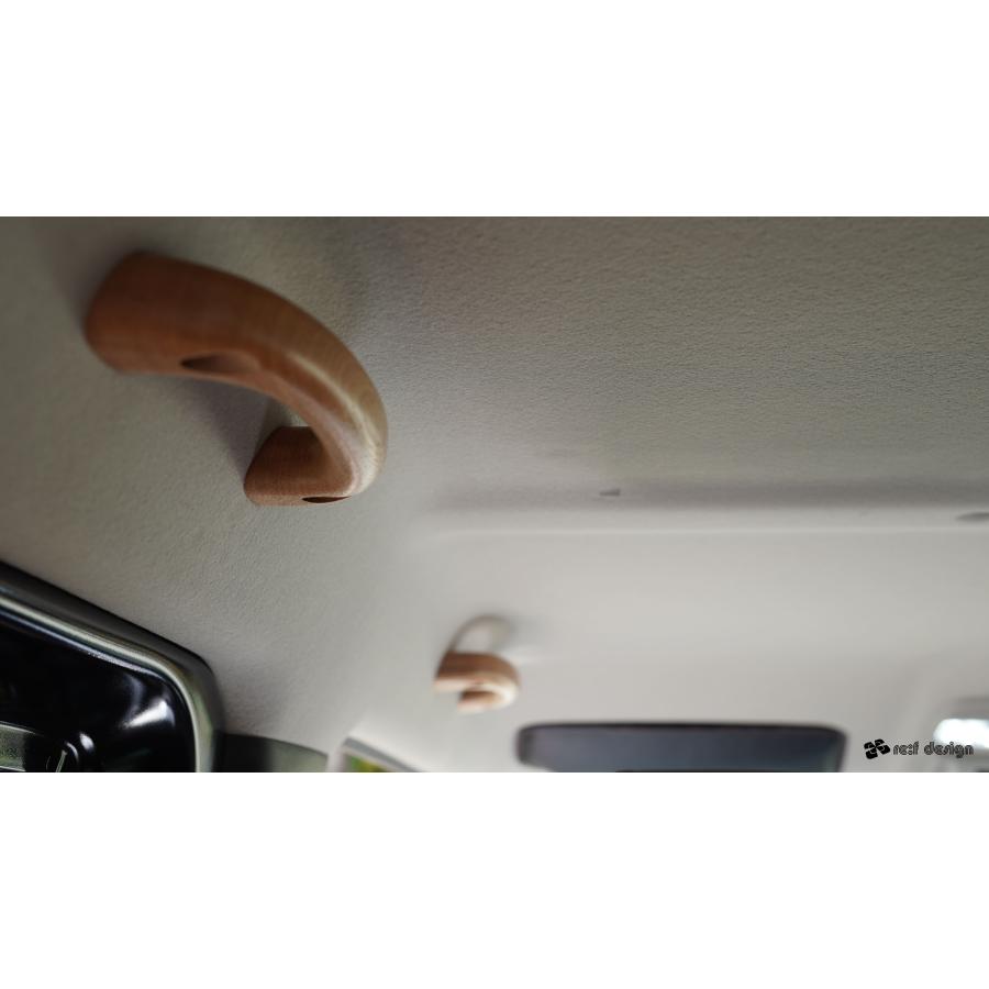 ジムニー/ジムニーシエラ　アシストグリップ　ウッド　JB64W/JB74W |  | 01