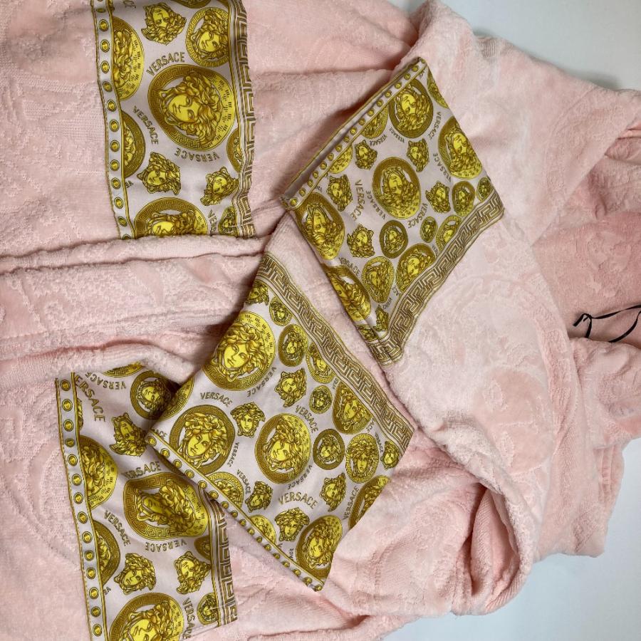 VERSACE ヴェルサーチ バスローブ メドゥーサ アンプリファイド ロゴガウン ルームウェア コットン ピンク メンズ【中古】未使用 |  | 02
