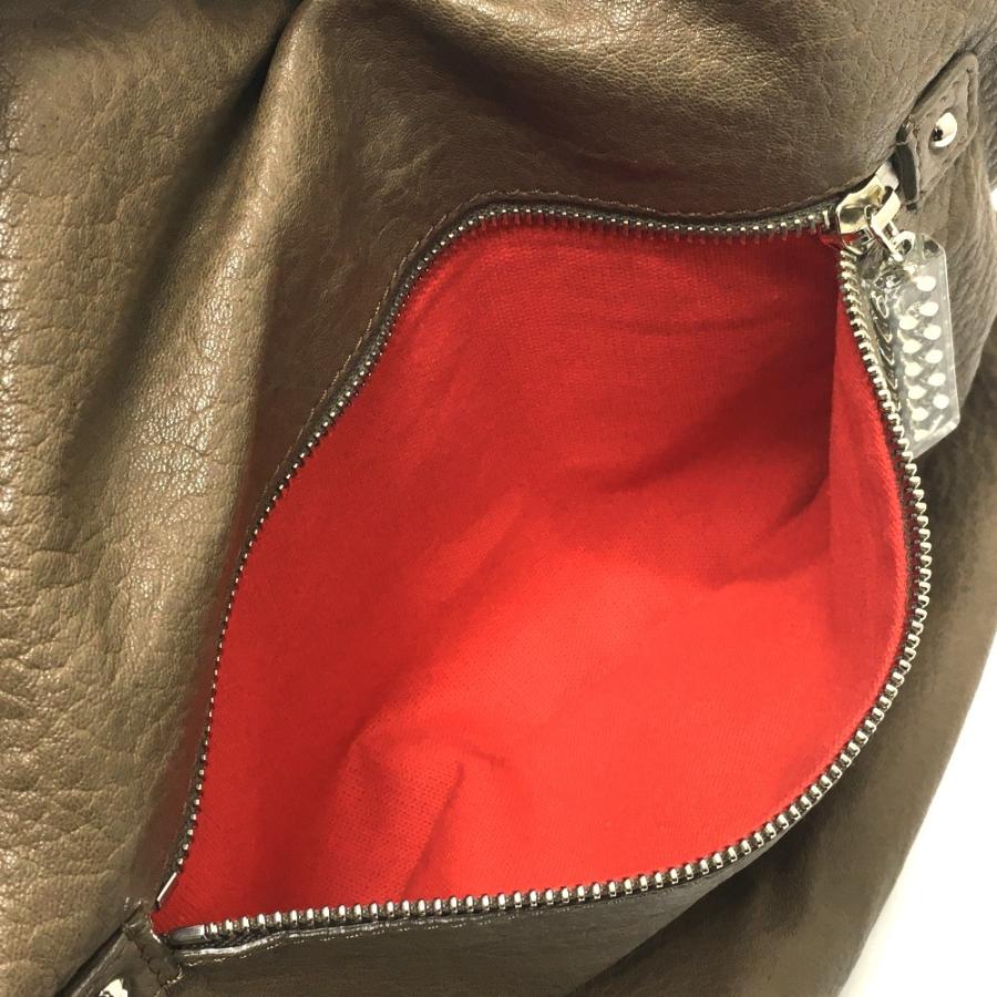 CHRISTIAN LOUBOUTIN クリスチャンルブタン チェーンバッグ ショルダー