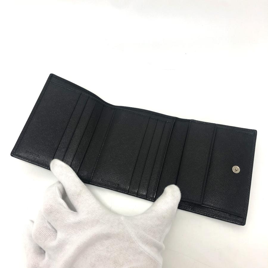 PRADA プラダ M176A トライアングルプレート 財布 ミニウォレット 三角プレート  3つ折り財布 ブラック レディース【中古】 | PRADA | 05