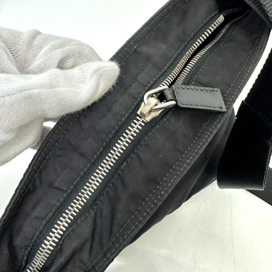 PRADA プラダ VA0859 トライアングルプレート スカル フラット カバン  