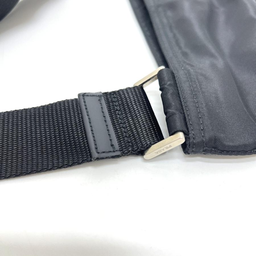 PRADA プラダ トライアングルプレート フラット カバン バッグ ショルダー ショルダーバッグ ブラック ユニセックス【中古】 | PRADA | 05