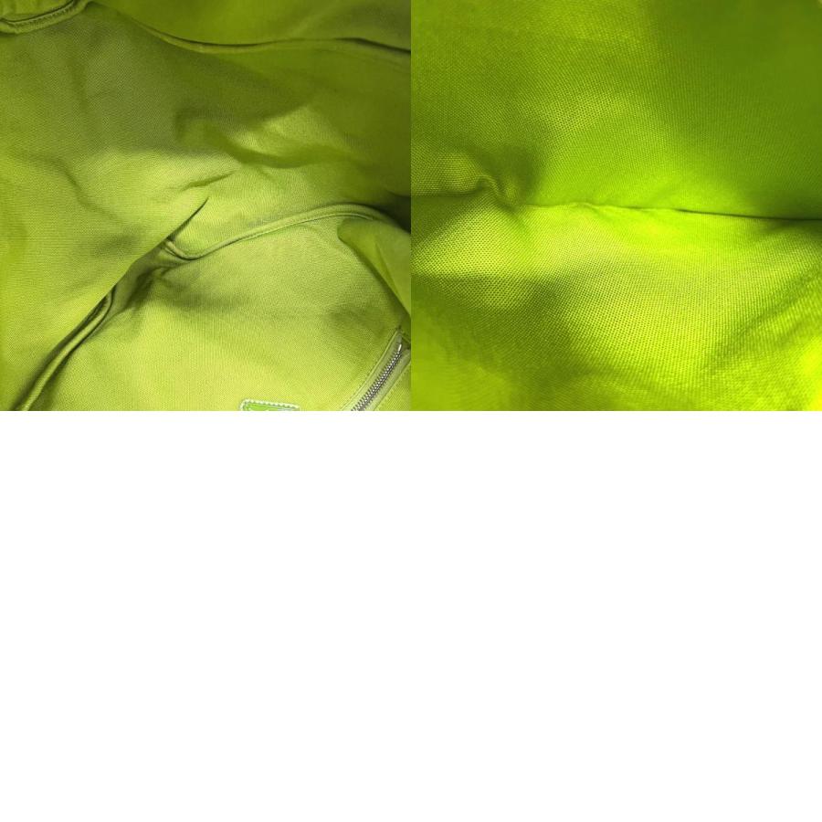 PRADA プラダ 2VY007 エンボスロゴトライアングル カバン バッグ ショルダー 斜め掛け ショルダーバッグ グリーン レディース【中古】 | PRADA | 09