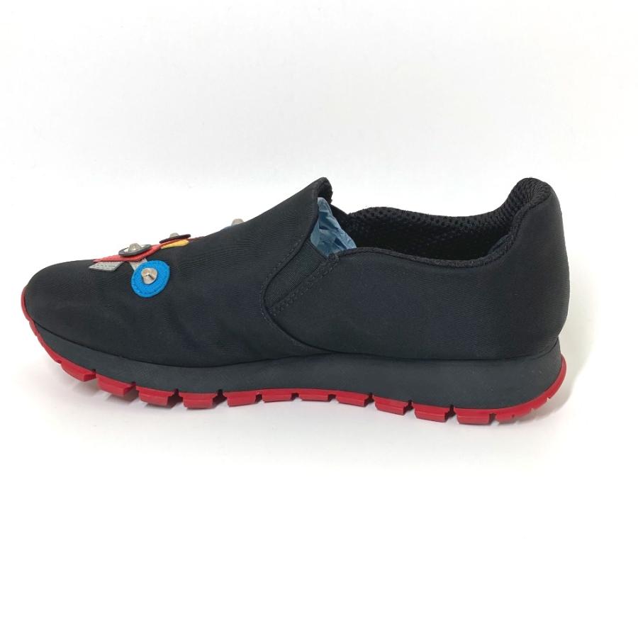 PRADAロボットスリッポン