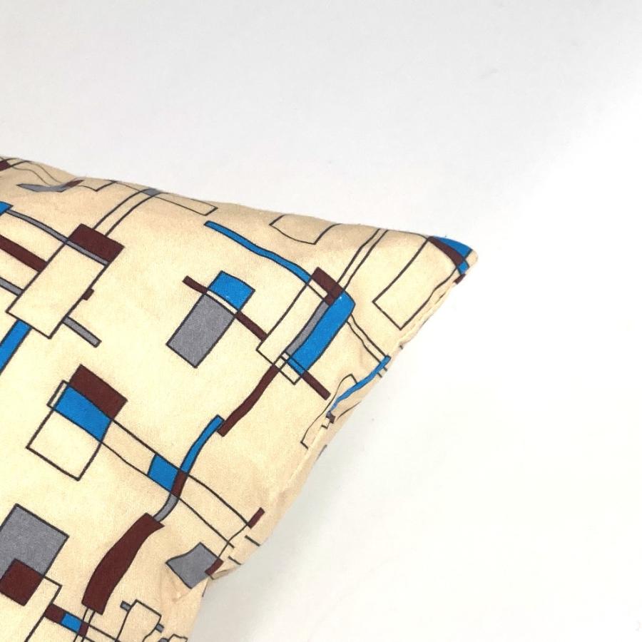 PRADA プラダ ロゴ ピロー 枕 インテリア クッション ベージュ ユニセックス【中古】 | PRADA | 05