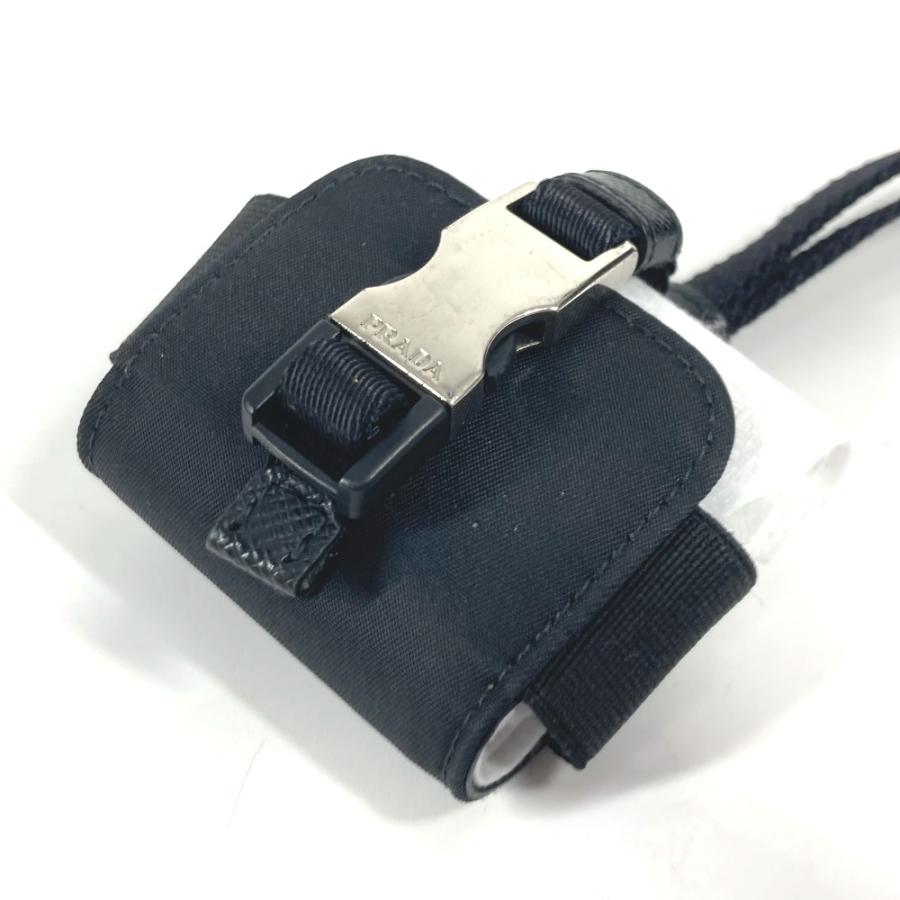 PRADA（プラダ） トライアングルロゴ 三角ロゴ プレート airpodsケース