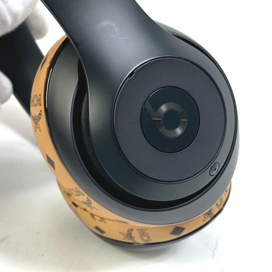 MCM エムシーエム Beats ビーツ ワイヤレス ヘッドフォン ケース付き ロゴ ヴィセトス イヤフォン ヘッドフォン ブラウン メンズ【中古】の画像