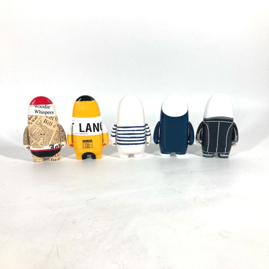 未使用 GIORGIO ARMANI ジョルジオアルマーニ フィギュア VISIONAIRE 45 MORE TOYS 世界限定 MORETOYS フィギュア 世界限定【中古】 |  | 02