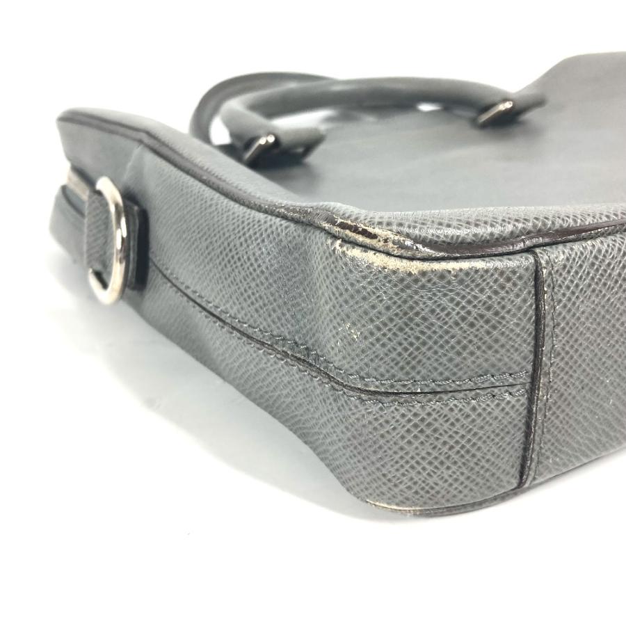 LOUIS VUITTON（ルイ・ヴィトン） M32711 タイガ ポルトドキュマン
