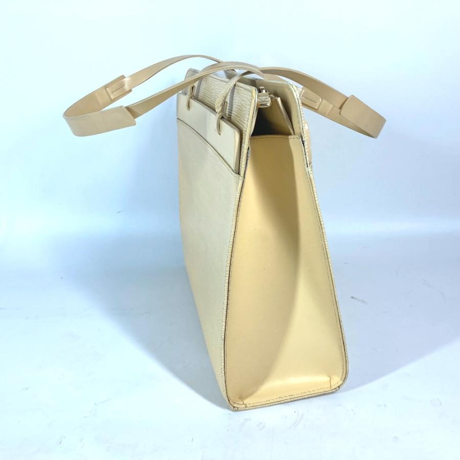 LOUIS VUITTON（ルイ・ヴィトン） M5249A クロワゼットPM 肩掛け 