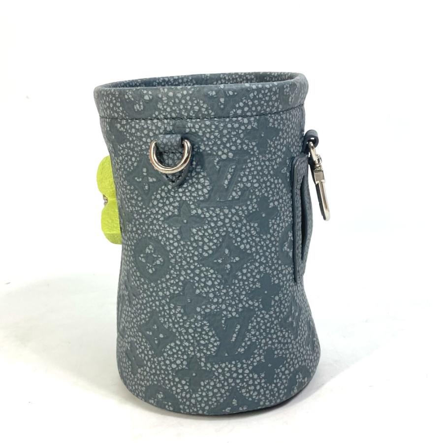 LOUIS VUITTON ルイヴィトン　M81572 ショルダーバッグ LOUIS VUITTON M81572 Taurillon Clemence Climbing chalk-pouch