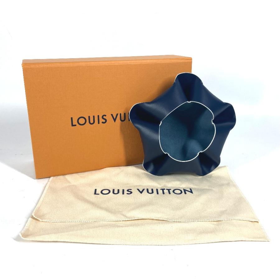 非売品 箱付き LV カレ ハンカチ3枚 巾着1枚セット 非売品 箱付き LV カレ ハンカチ3枚 巾着1枚セット 【公式ショッピング