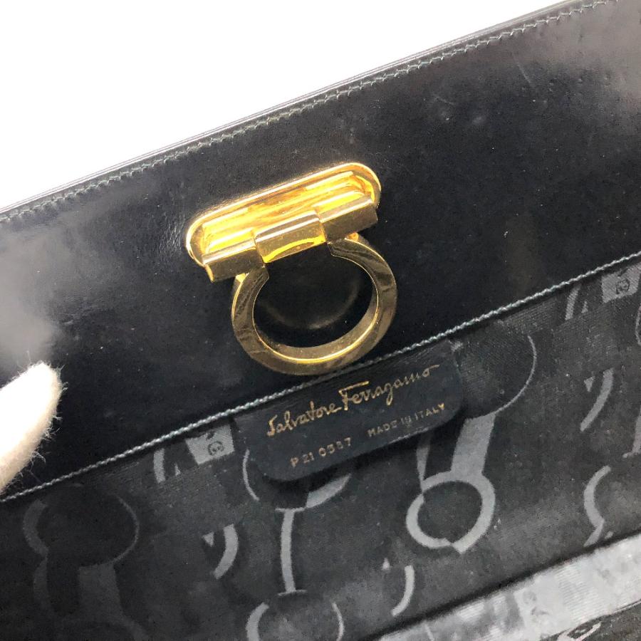 Salvatore Ferragamo サルヴァトーレフェラガモ チェーン ガンチーニ ショルダーバッグ ｘ |  | 04