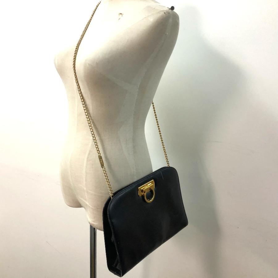 Salvatore Ferragamo サルヴァトーレフェラガモ チェーン ガンチーニ ショルダーバッグ ｘ |  | 05