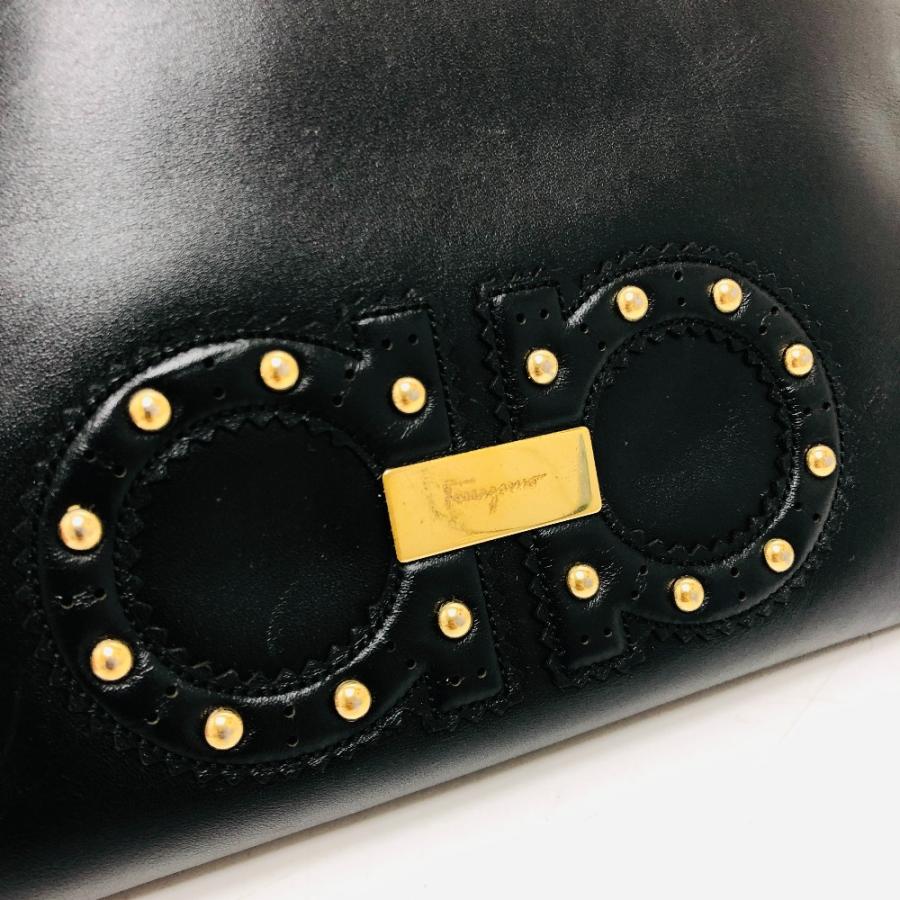 Salvatore Ferragamo サルヴァトーレフェラガモ ガンチーニ カバン ショルダーバック 肩掛けバック ショルダーバッグ レディース【中古】 |  | 05