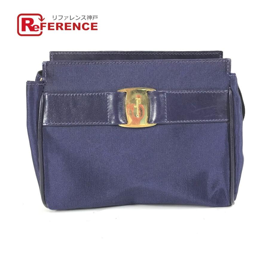 Salvatore Ferragamo サルヴァトーレフェラガモ ヴァラ リボン りぼん メイクポーチ 化粧ポーチ ポーチ ブルー レディース【中古】 | 