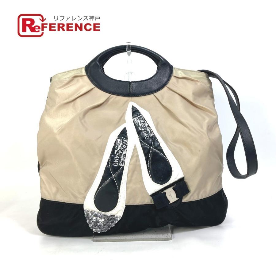 Salvatore Ferragamo サルヴァトーレフェラガモ 靴 ヴァラ リボン パンプス スパンコール 2WAY ハンドバッグ .ショルダーバッグ【中古】 | 