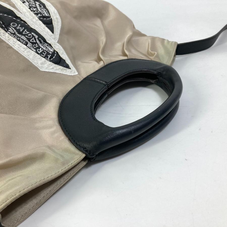 Salvatore Ferragamo サルヴァトーレフェラガモ 靴 ヴァラ リボン パンプス スパンコール 2WAY ハンドバッグ .ショルダーバッグ【中古】 |  | 07