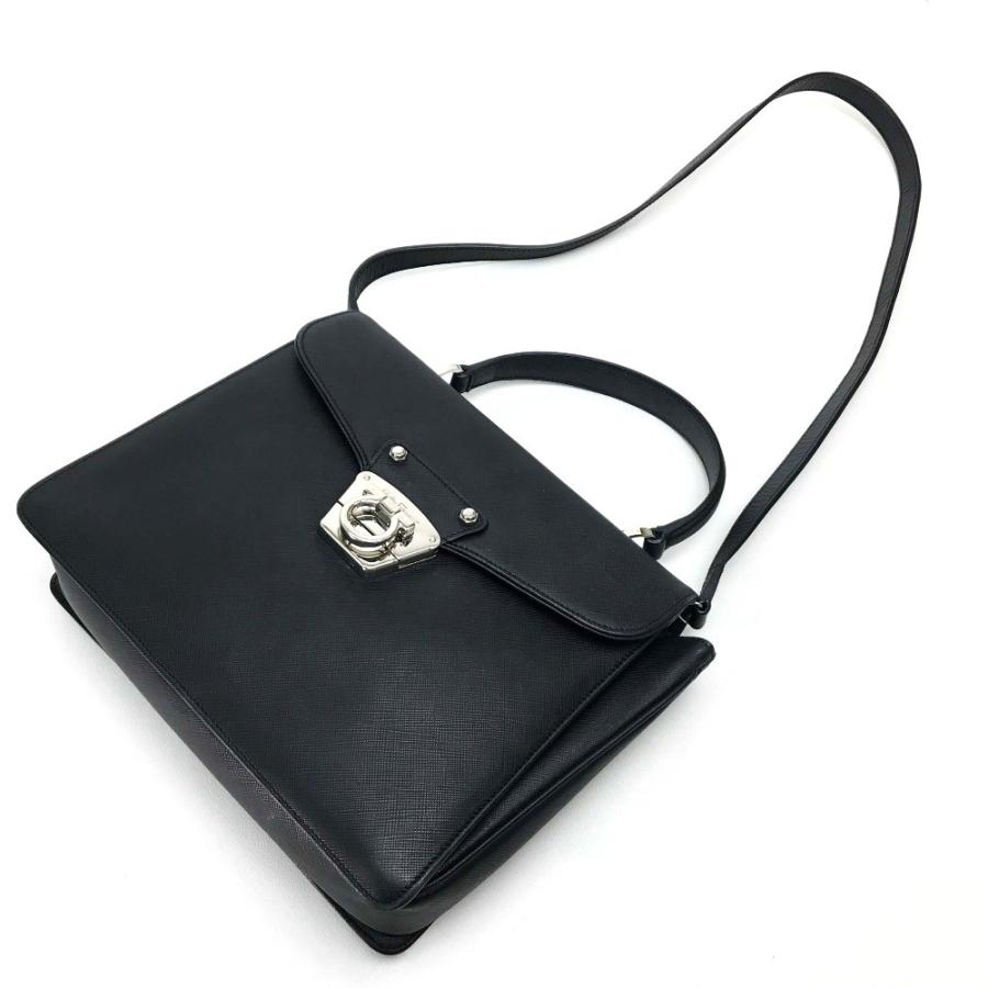 Salvatore Ferragamo サルヴァトーレフェラガモ 2wayショルダー ハンドバッグ ガンチーニ レザー |  | 04