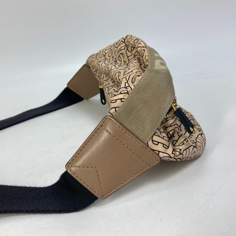 美品 Burberry ボディバッグ TBモノグラム ナイロン BURBERRY（バーバリー） TB モノグラム ショルダーバッグ ウエスト