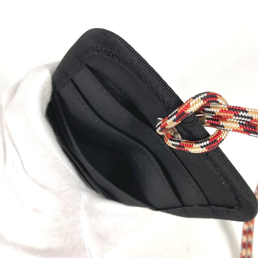 BURBERRY（バーバリー） 美品 ロゴ ネックストラップ付 カードホルダー 