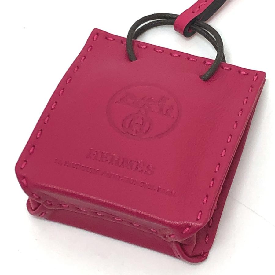 新品同様 HERMES エルメス サックオランジュ カバン バッグアクセサリー バッグチャーム ローズメキシコ パープル レディース【中古】 | HERMES | 01