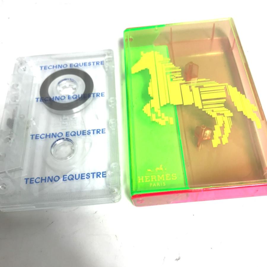 エルメス HERMES カセットテープ インテリア 置き物 馬 雑貨 プラスチック グリーン 美品 HERMES（エルメス） 美品 カセットテープ 馬 インテリア 置き物 雑貨