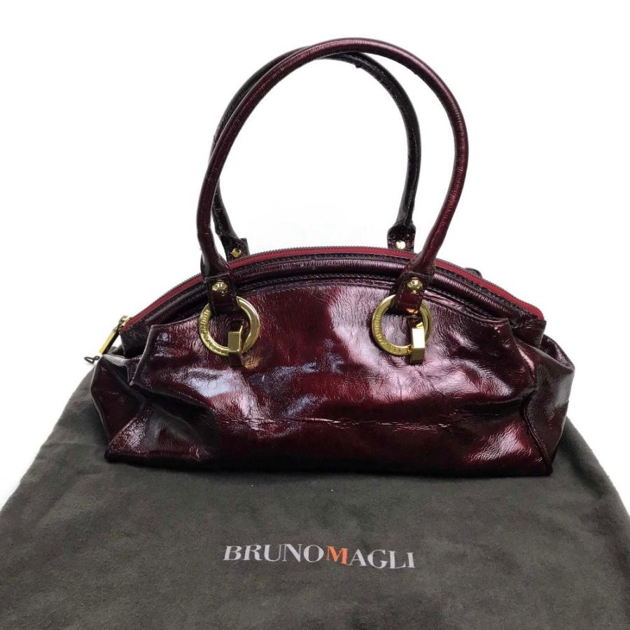 ブルーノマリ　エナメルショルダーバッグ ブルーノマリエナメルショルダーバッグ