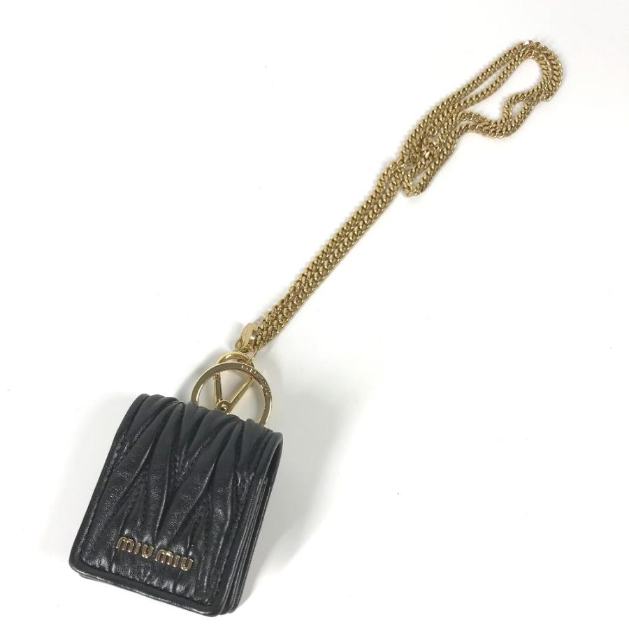 美品 MIUMIU ミュウミュウ ロゴ マテラッセ  エアポッズケース airpods チェーンストラップ付き イヤフォンケース ブラック【中古】 | miu miu | 02