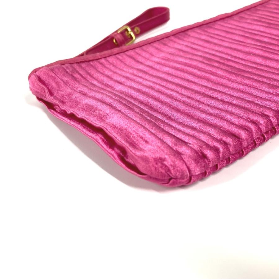 美品 MIUMIU ミュウミュウ ロゴ カバン ストラップ付 ポーチ