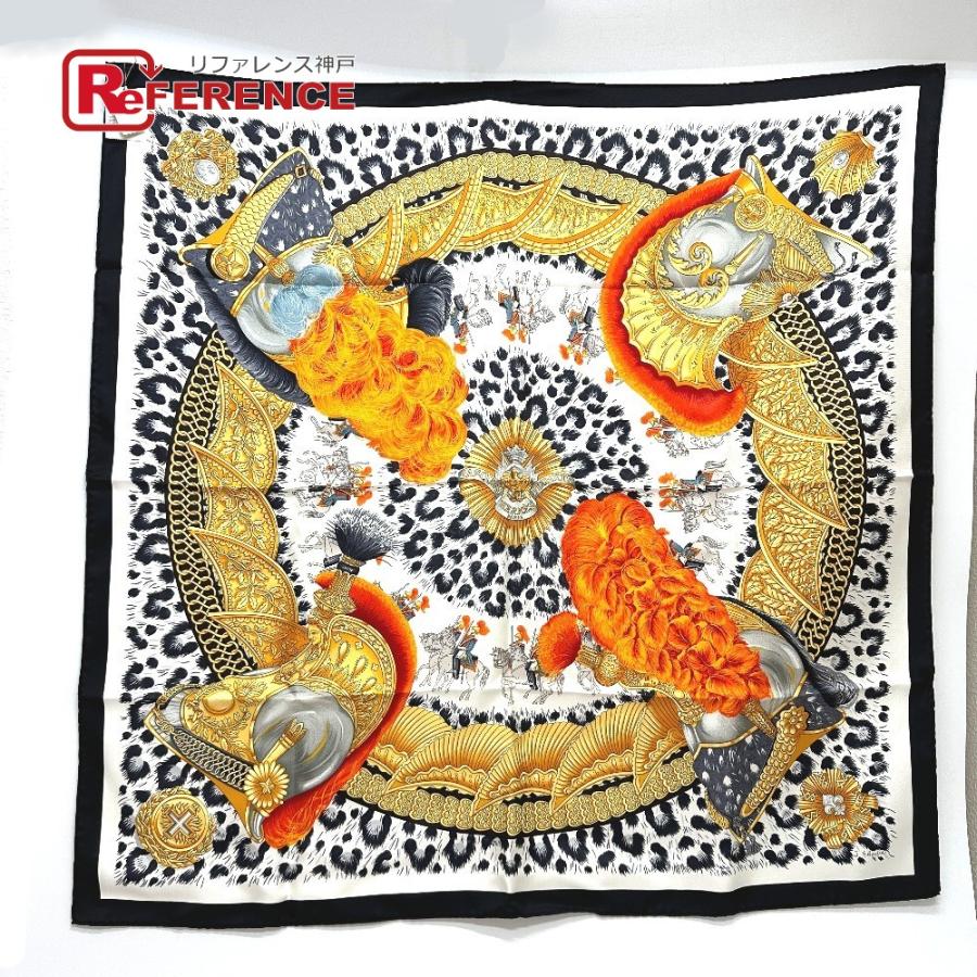 HERMES エルメス カレ90 CASQUES et PLUMETS 兜と羽根飾り スカーフ シルク ブラック レディース【中古】未使用 | HERMES