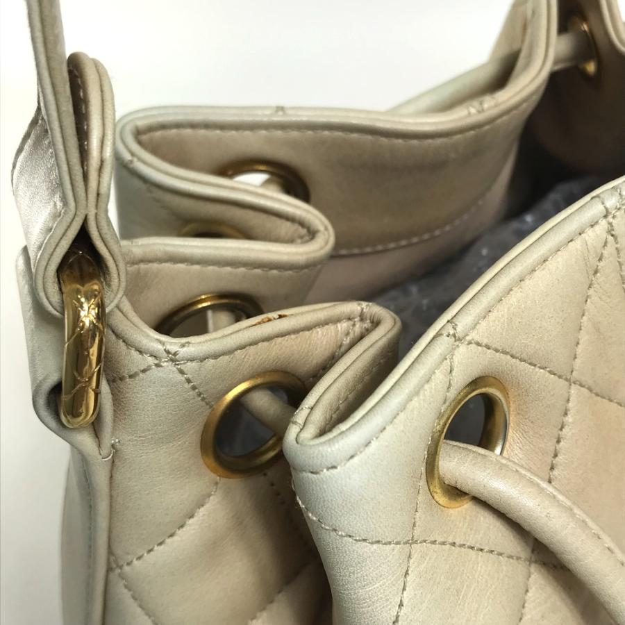 CHANEL（シャネル） ココボール マトラッセ 斜め掛け 肩掛け ポーチ