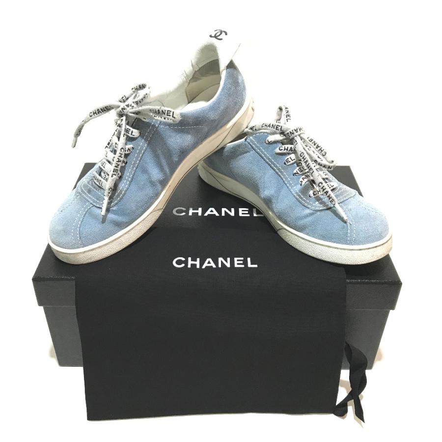 お洒落キルティング♪ CHANEL スニーカー CCロゴ 水色 爽やかブルー♪ CHANEL スニーカー CCロゴ ファブリック (CHANEL