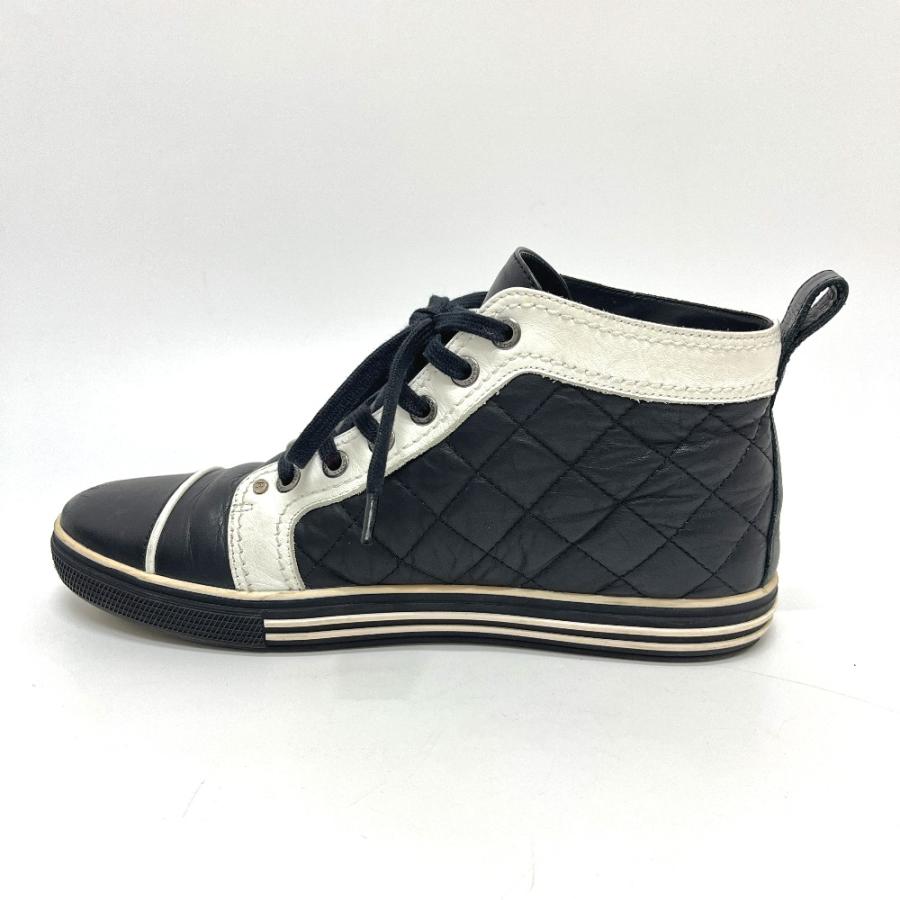 CHANEL シャネル G28067 マトラッセ ココマーク バイカラー ハイカット スニーカー 靴  ブラック レディース【中古】 | CHANEL | 05