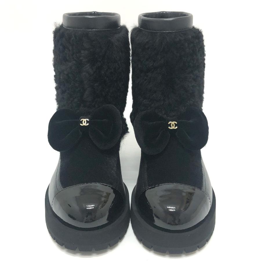 未使用 CHANEL シャネル ココ ネージュ コレクション リボン 靴 ショート ムートン 2025/26年 新作 ブーツ ブラック レディース【中古】 | CHANEL | 01