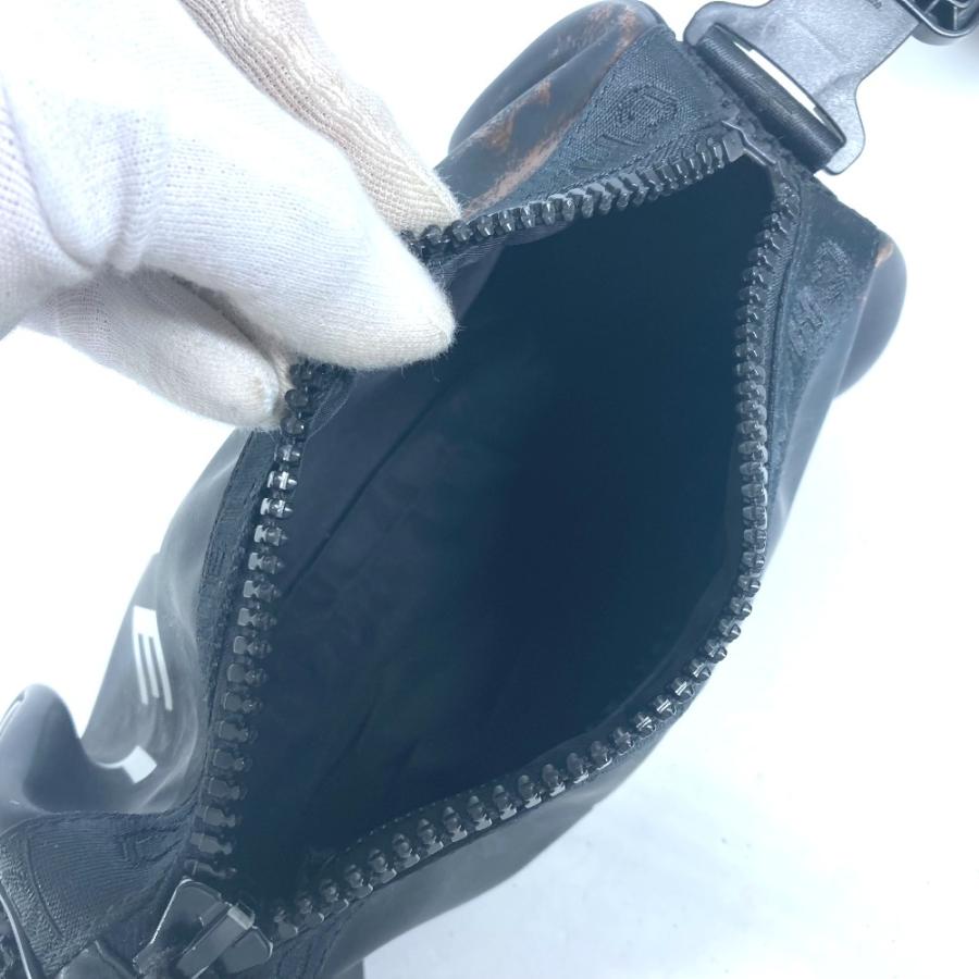 CHANEL シャネル ロゴ 肩掛 カバン 筒形 スポーツ ショルダーバッグ ブラック レディース【中古】 | CHANEL | 09