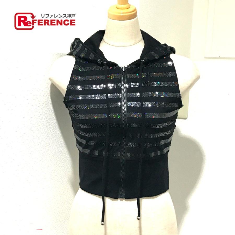 シャネル CHANEL ジップアップ 19Ｃ フード付き アパレル ベスト スパンコール ブラック 新品同様 CHANEL（シャネル） 新品同様 フード付き アパレル ジップアップ 19C