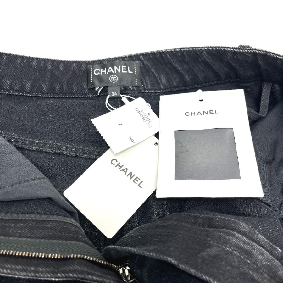 未使用 CHANEL シャネル P77640 カメリアビジューボタン 七分丈 ボトムス アパレル デニム デニムパンツ ブラック レディース【中古】 | CHANEL | 05