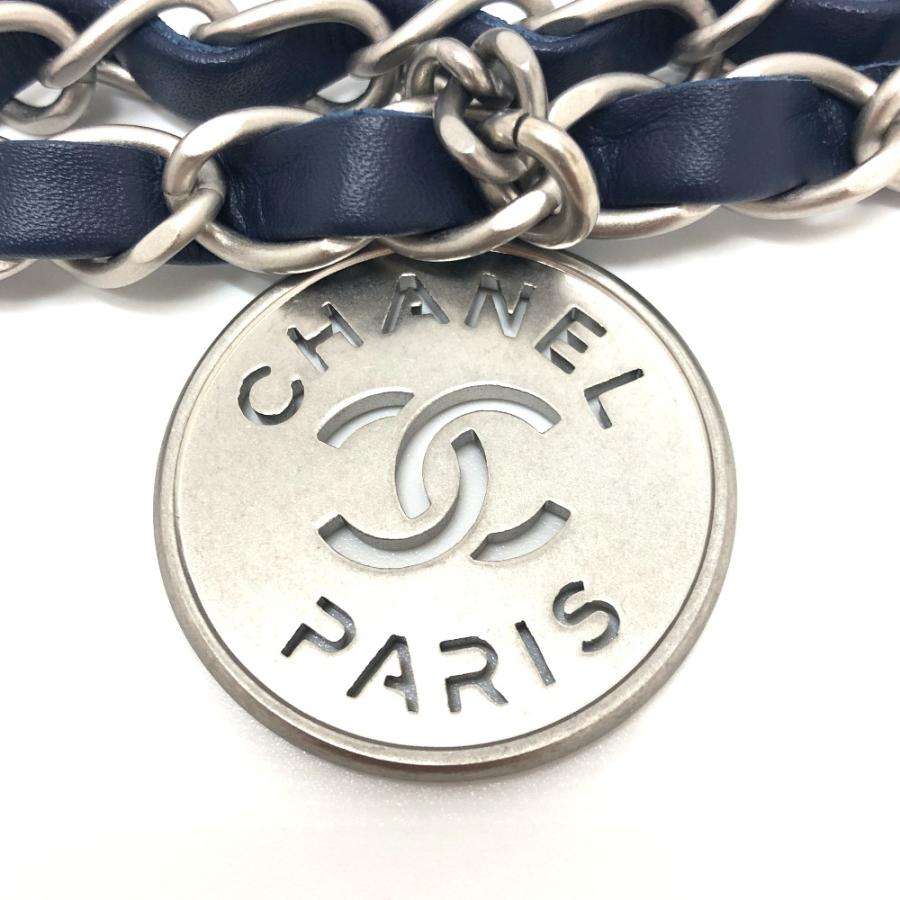 未使用 CHANEL シャネル AS3260 シャネル22 マトラッセ メダルチャーム付  スモール ホーボー 肩掛けバック ブルー レディース【中古】の画像