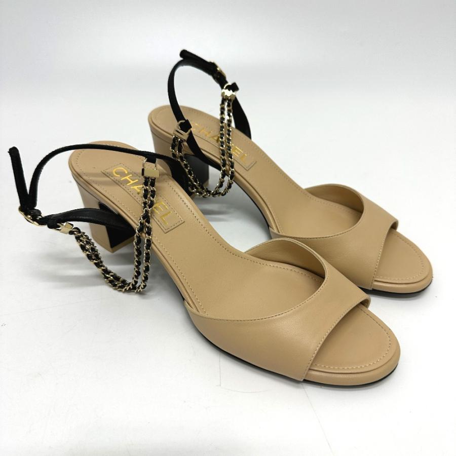 CHANEL サイズ表記「36 1/2」23センチ程度　バイカラー　サンダル CHANEL サイズ表記「36 1/2」23センチ程度 バイカラー サンダル 【公式