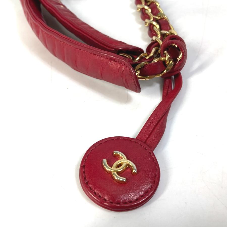 Chanel赤いキルティングショルダーバッグ　返品交換不可 値下げしました Chanel赤いキルティングショルダーバッグ 返品交換不可 値下げ