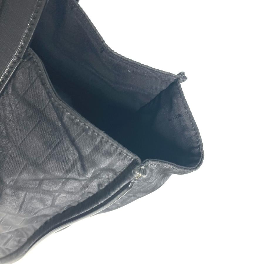 FENDI（フェンディ） 7VA367 ロゴ ショルダーバッグ カバン 肩掛け 縦