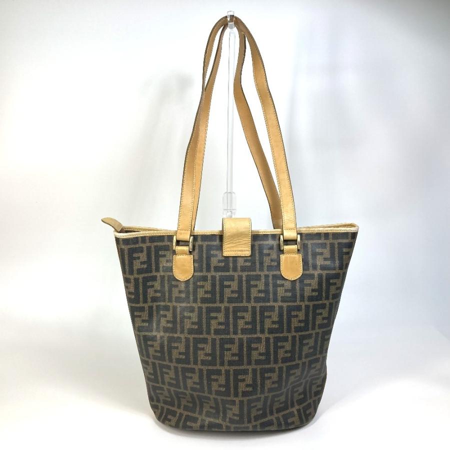 FENDI フェンディ ズッカ柄 バケツ型 トートバッグ 肩掛け FENDI フェンディ ズッカ柄 バケツ型 トートバッグ 肩掛け