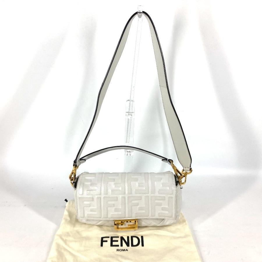 FENDI フェンディ 8BR600 ズッカ マンマバケット 肩掛け 2WAYバッグ カバン ショルダーバッグ ホワイト レディース【中古】 | FENDI | 04