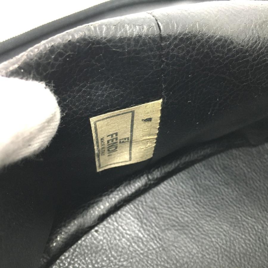 FENDI ストライプ筒形コスメケース